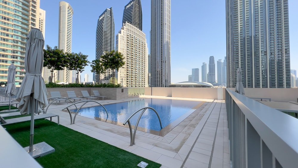 Дубай: HomesGetaway-Luxury1BR in Forte Downtown
