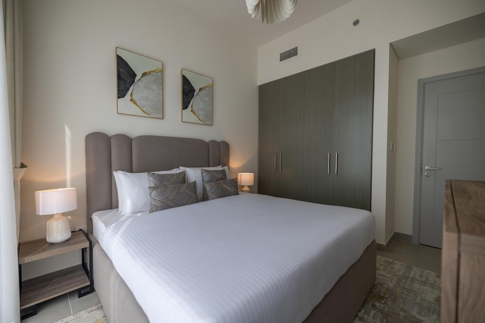 Дубай: HomesGetaway-Luxury1BR in Forte Downtown