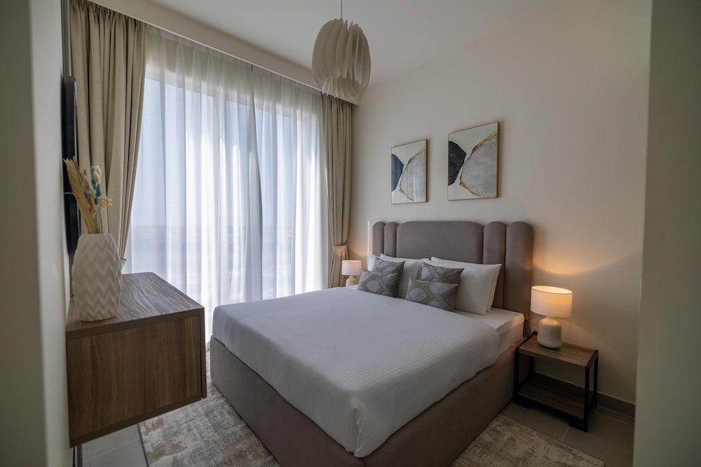Дубай: HomesGetaway-Luxury1BR in Forte Downtown