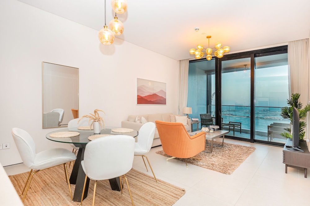 Дубай: Luxury StayCation - Exquisite 2BR with Panoramic Views at Address JBR