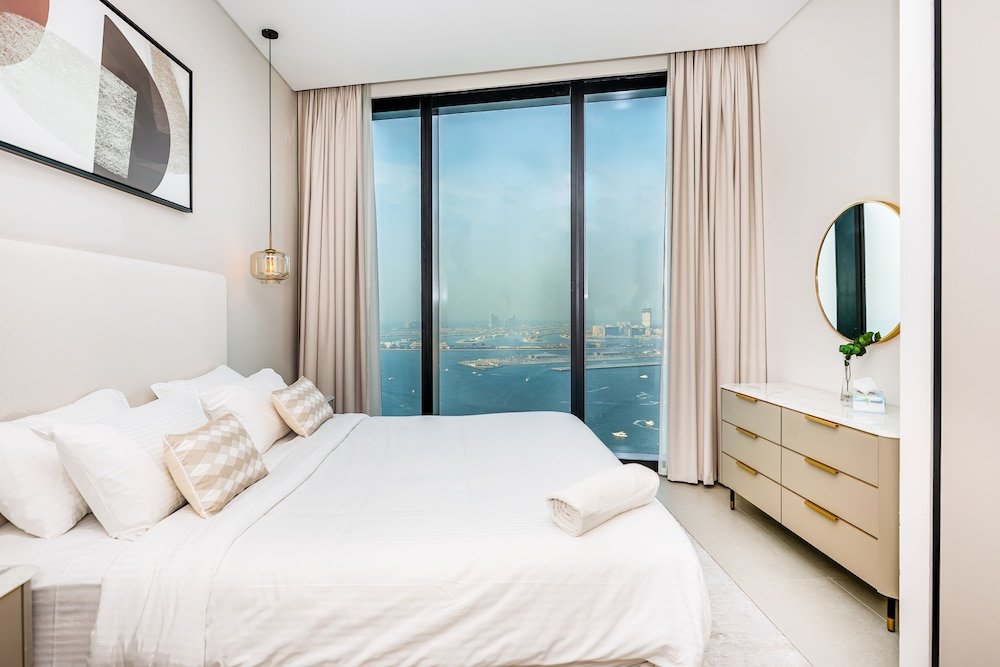 Дубай: Luxury StayCation - Exquisite 2BR with Panoramic Views at Address JBR