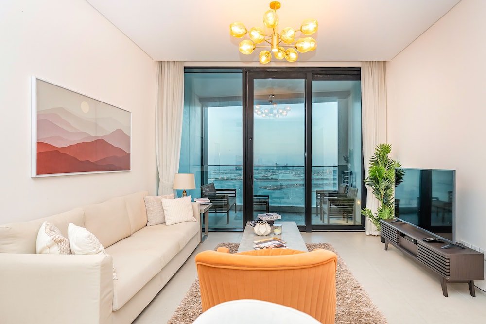Дубай: Luxury StayCation - Exquisite 2BR with Panoramic Views at Address JBR