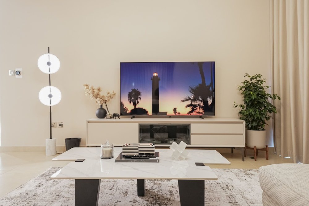Дубай: Luxe Living - Spacious 2BR - Marina Gate
