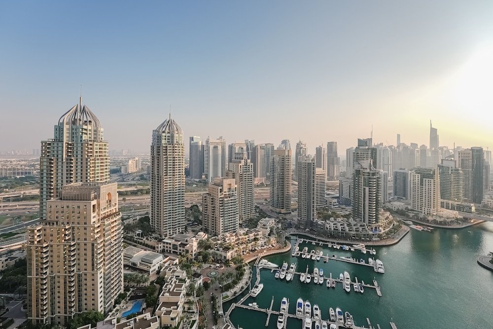 Дубай: Luxe Living - Spacious 2BR - Marina Gate