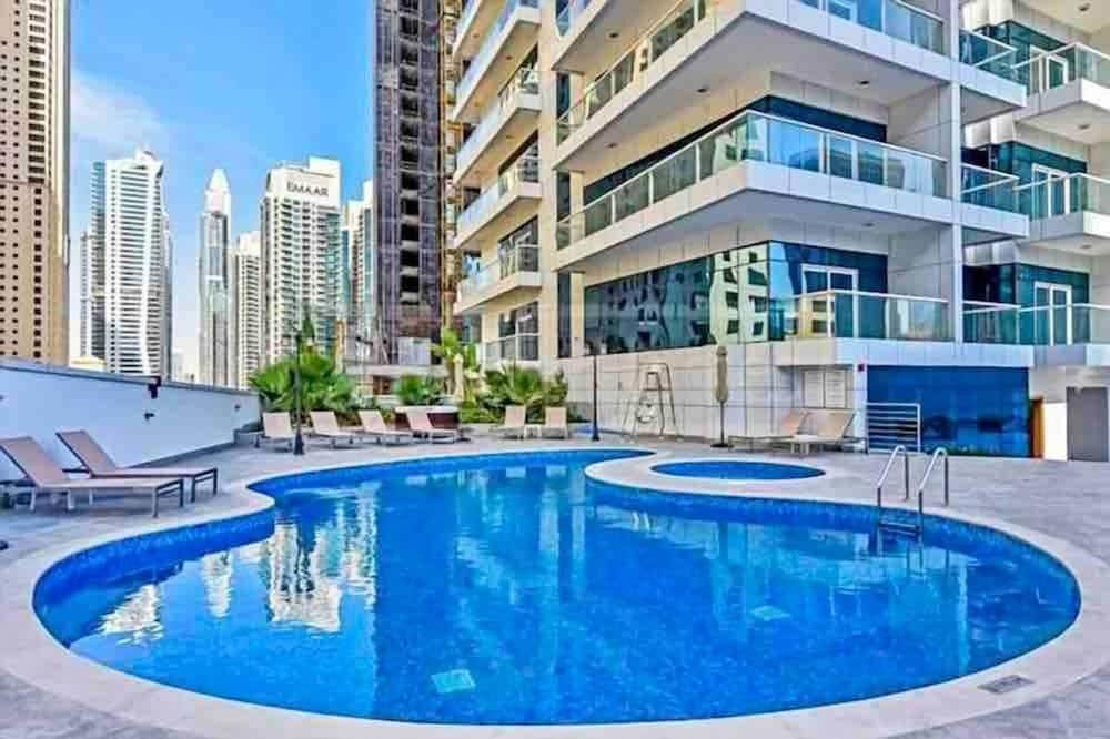 Дубай: Lux High Rise Marina Apartment