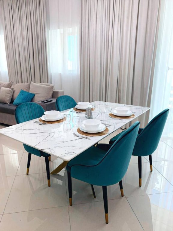 Дубай: Lux High Rise Marina Apartment