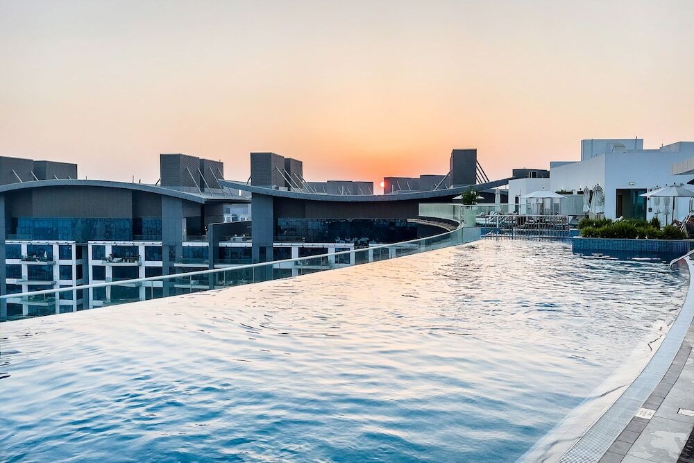 Дубай: New 1BR with beautiful sea view