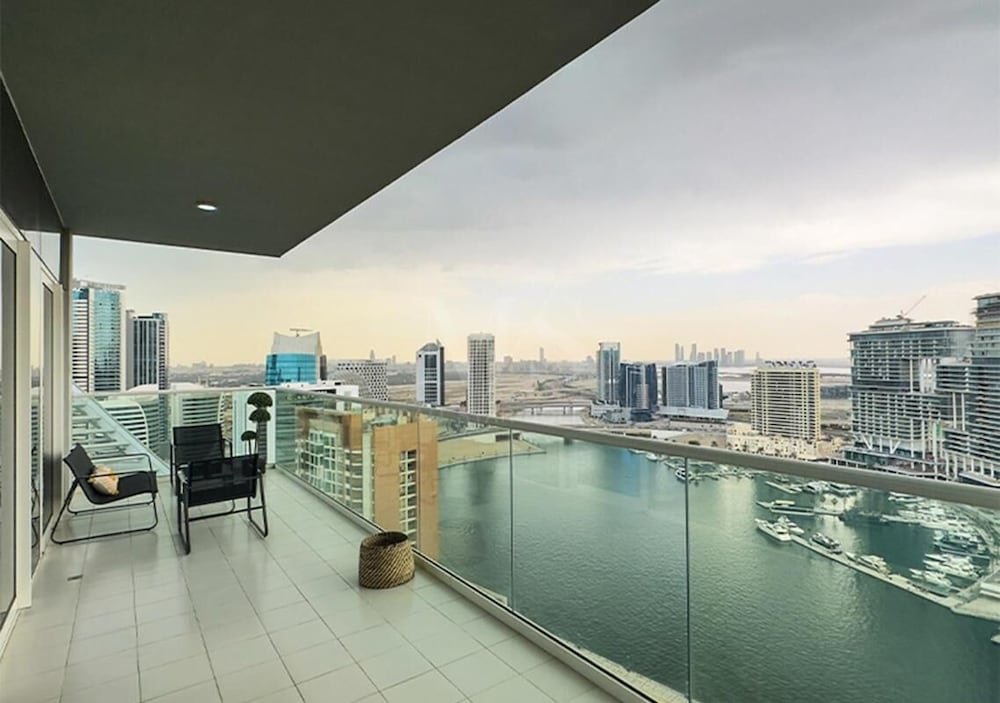 Дубай: Mh- Beautiful 2 Bhk Canal View in Reva Residence Ref 24016