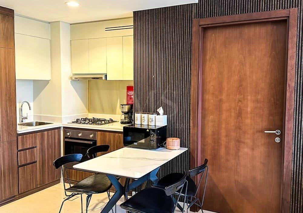 Дубай: Mh- Beautiful 2 Bhk Canal View in Reva Residence Ref 24016