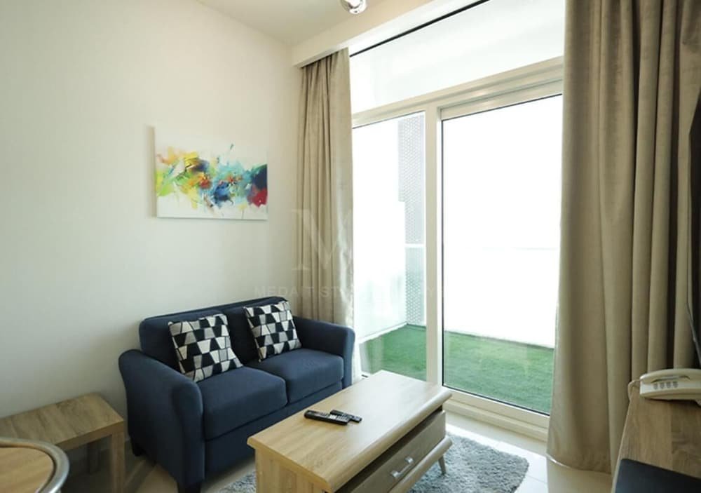 Дубай: Mh- Peaceful 1 Bhk Canal View Ref 25013