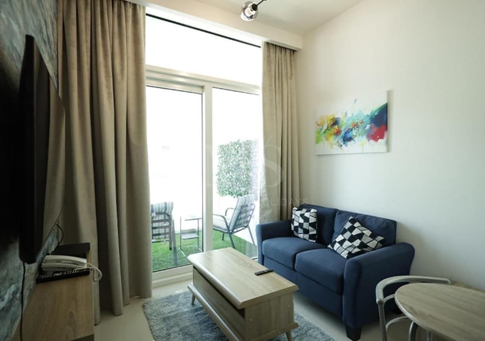 Дубай: Mh-1 Bhk With Serene Canal View in Reva Residence Ref 26009