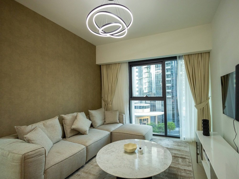 Дубай: Mh - Act One Act Two - Down Town - 2bhk - Ref501