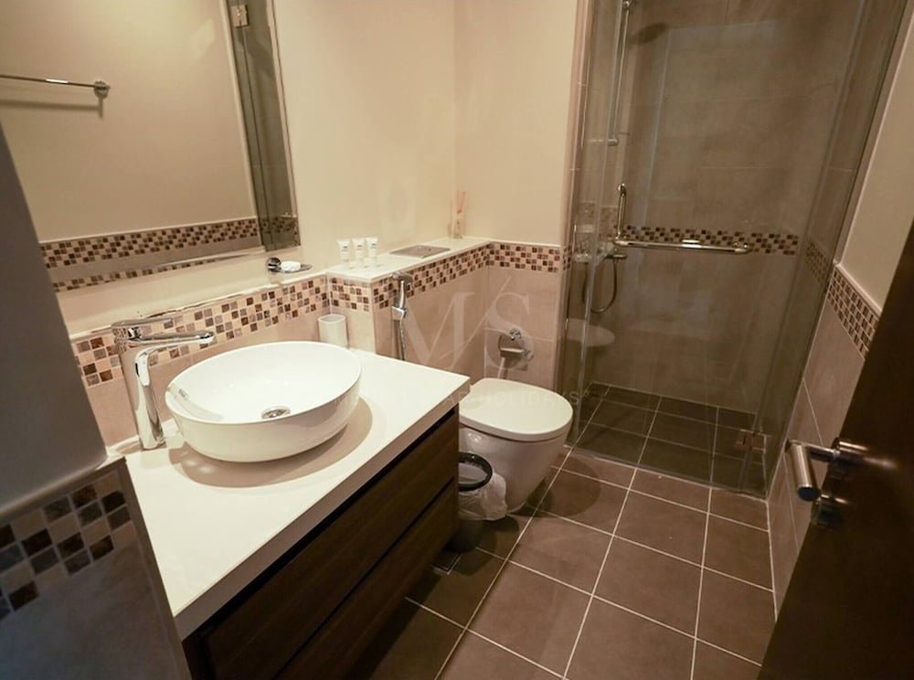 Дубай: Mh - 1 Bhk Canal View- Ref2512