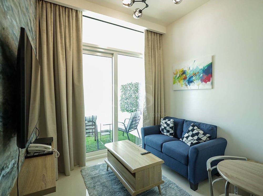 Дубай: Mh - 1 Bhk Canal View- Ref2512