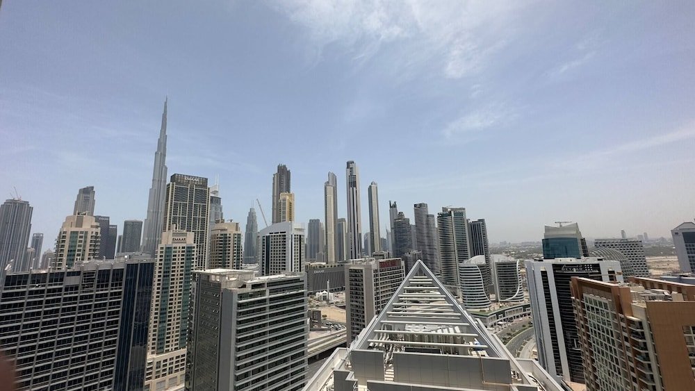 Дубай: Mh - 2 Bhk Canal View Near Dubai Mall - Ref2516