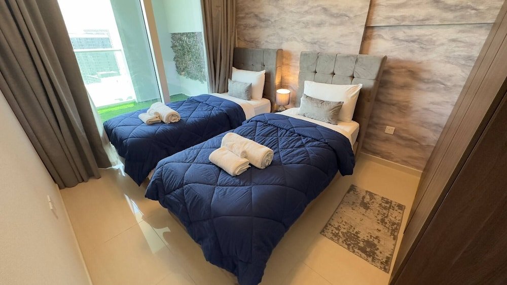 Дубай: Mh - 2 Bhk Canal View Near Dubai Mall - Ref2516