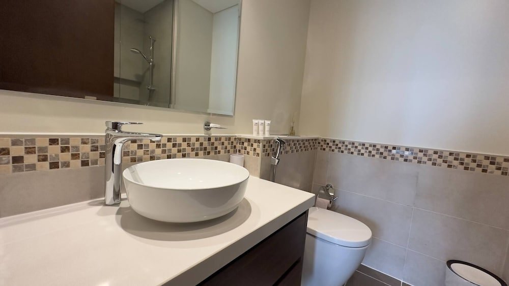 Дубай: Mh - 2 Bhk Canal View Near Dubai Mall - Ref2516