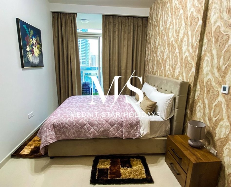 Дубай: Mh - 2 Bhk With Burj Khalifa View - Ref2604
