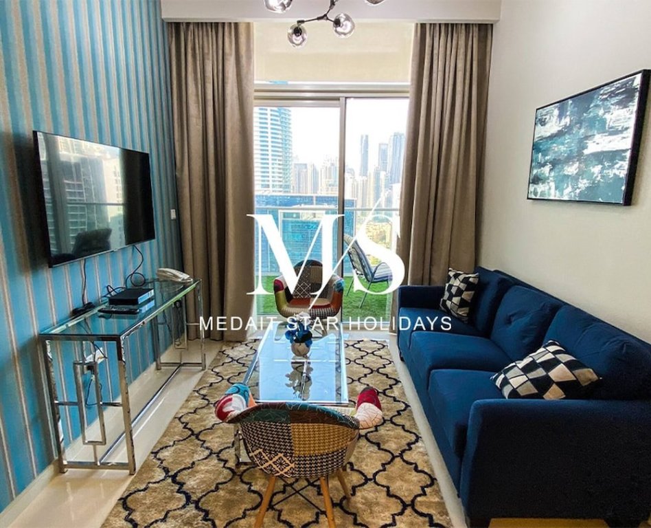 Дубай: Mh - 2 Bhk With Burj Khalifa View - Ref2604