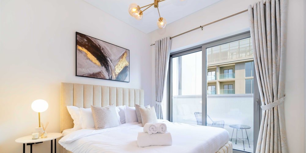 Дубай: LUX  The Executive Sobha Suite 3