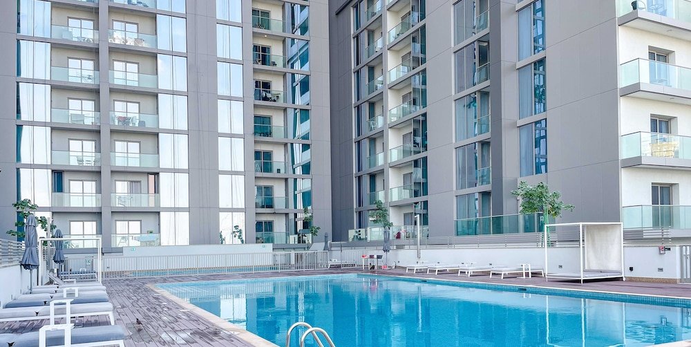 Дубай: LUX  The Executive Sobha Suite 3