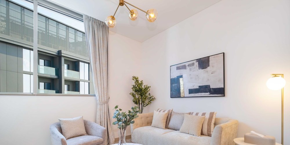 Дубай: LUX  The Executive Sobha Suite 3