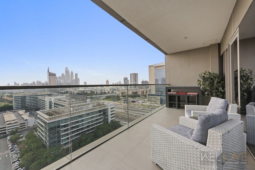 Дубай: WelHome - Greenery Beautiful Apartment Onyx Tower 2