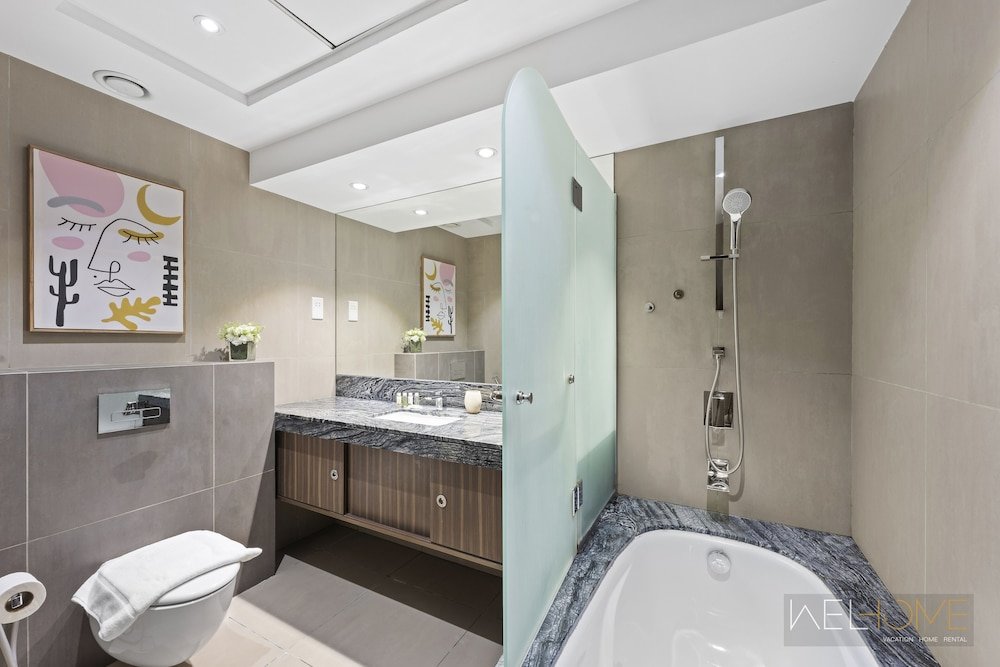Дубай: WelHome - Greenery Beautiful Apartment Onyx Tower 2
