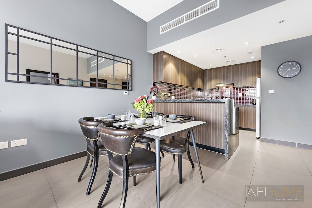Дубай: WelHome - Greenery Beautiful Apartment Onyx Tower 2