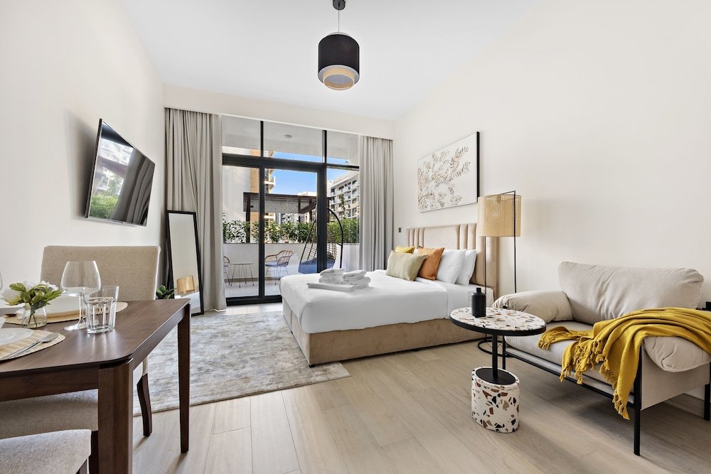 Дубай: WelHome - Your Dubai Getaway: Cozy Studio at Azizi Rivera 4