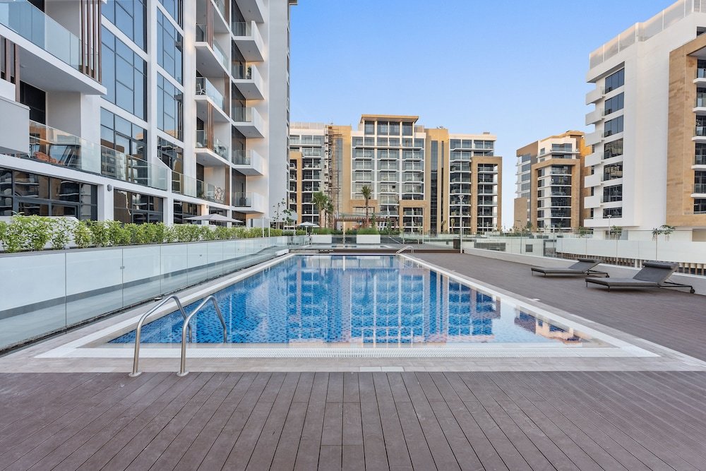 Дубай: WelHome - Your Dubai Getaway: Cozy Studio at Azizi Rivera 4
