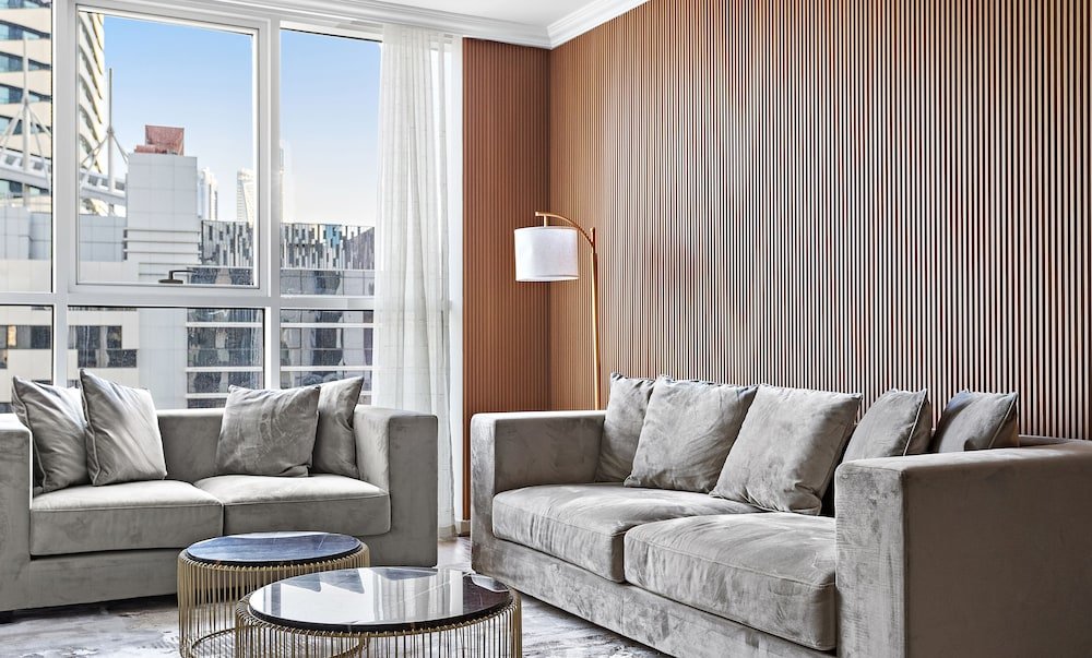 Дубай: WelHome - Exclusive Apartment 5 minutes Walk to Dubai Mall