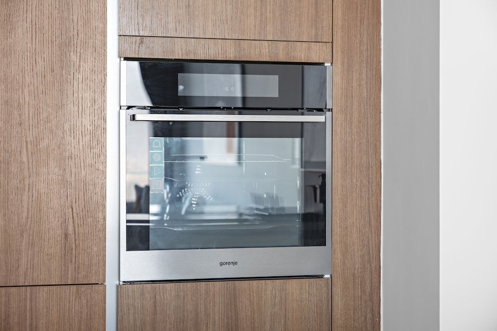 Дубай: WelHome - Seaside Serenity: Spacious 1 BR in Maritime City