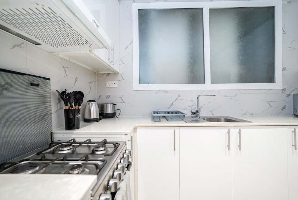 Дубай: Tanin - Modern Spacious 1BR Apartment With 2 Balconies