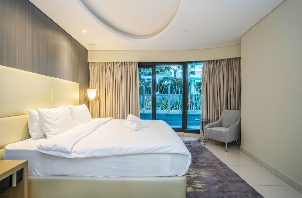 Дубай: Tanin - Luxurious 2BR Apartment in DAMAC Paramount