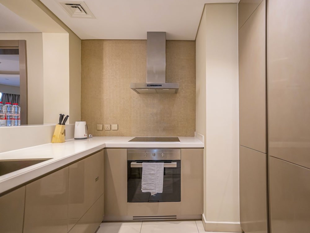Дубай: Tanin - Luxurious 2BR Apartment in DAMAC Paramount