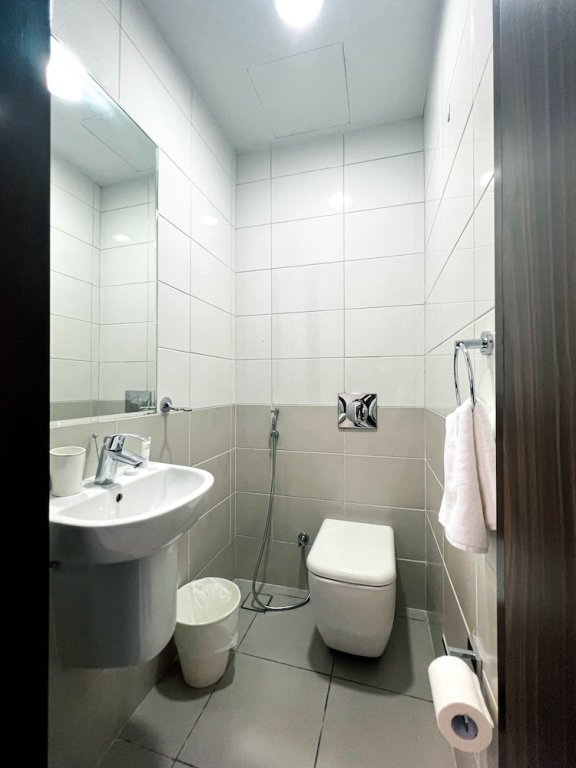 Дубай: SuperHost - Peaceful 1BR Apt With Balcony in Front of the Sea