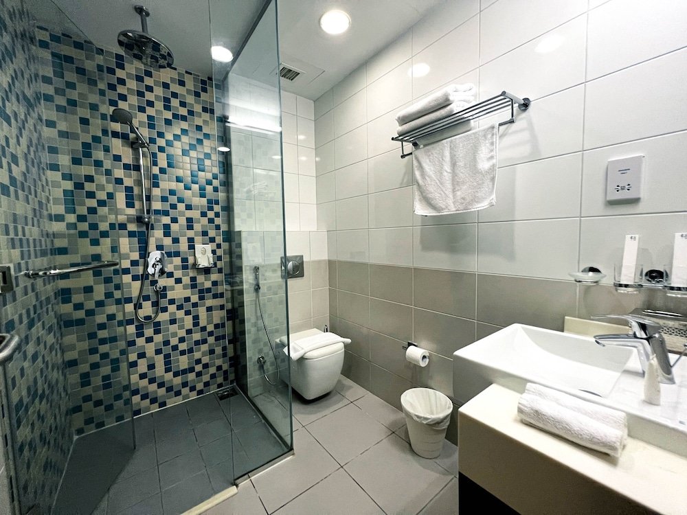 Дубай: SuperHost - Peaceful 1BR Apt With Balcony in Front of the Sea