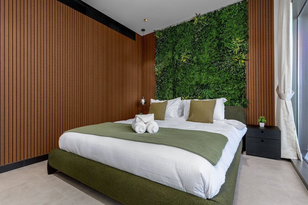 Дубай: Waves - Tranquil Waterfront Living 2B Retreat With Balcony