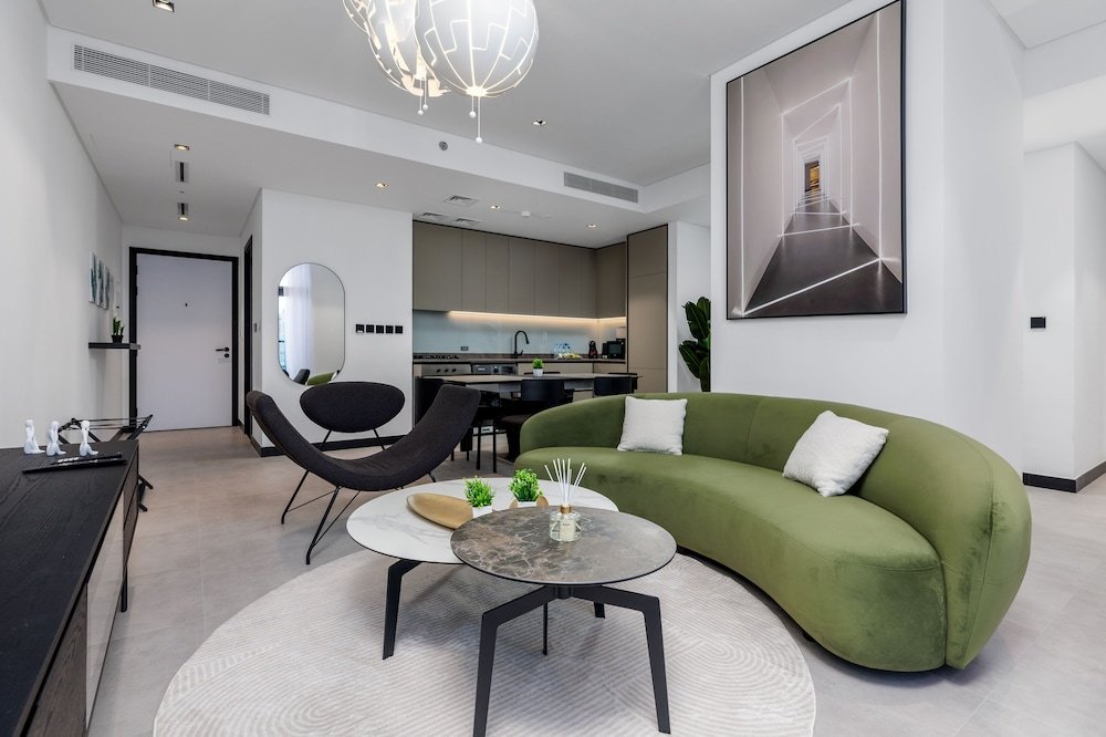 Дубай: Waves - Tranquil Waterfront Living 2B Retreat With Balcony