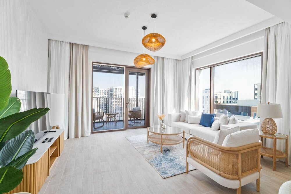 Дубай: Nasma Holiday Homes - Breeze at Creek Beach