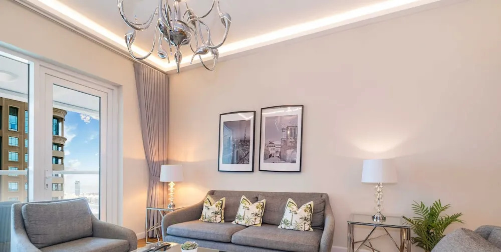 Дубай: LUX The Marina Sea View Suite 2