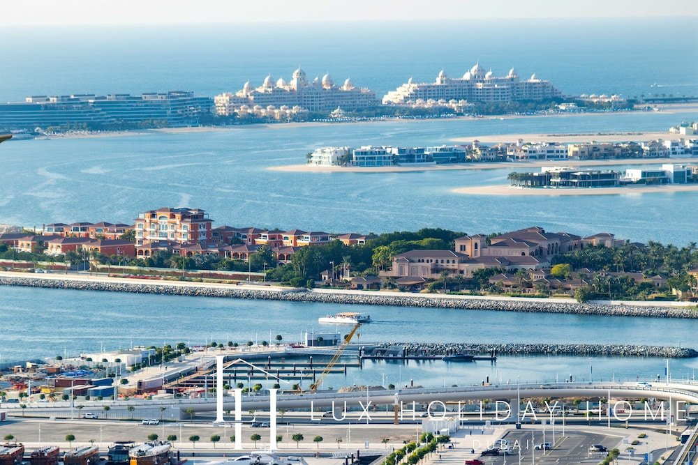 Дубай: LUX The Marina Sea View Suite 2
