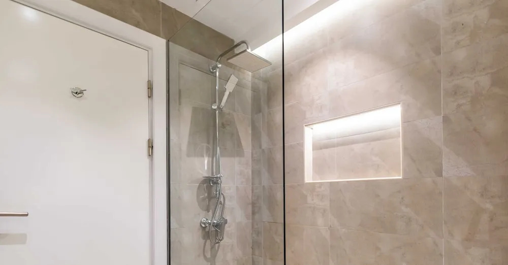 Дубай: LUX The Marina Sea View Suite 2