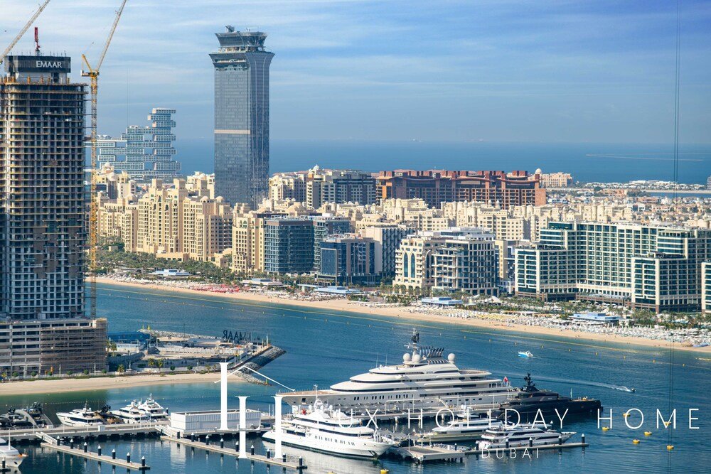 Дубай: LUX The Marina Sea View Suite 2