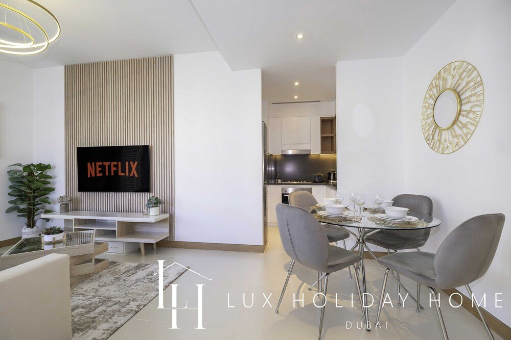 Дубай: LUX  The Vida Marina Residence 3