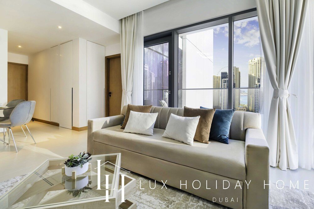 Дубай: LUX  The Vida Marina Residence 3