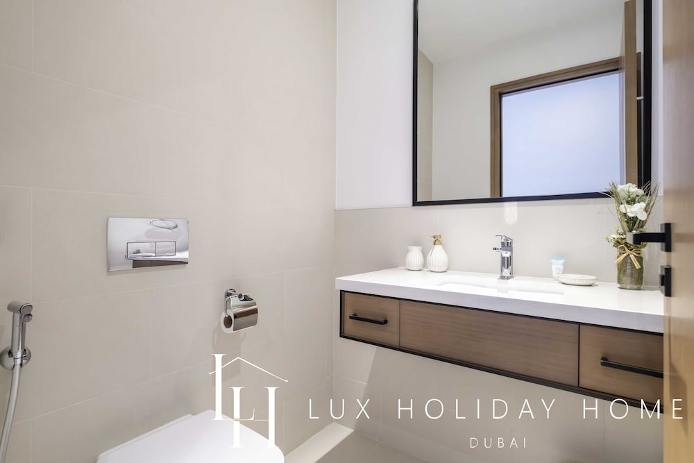 Дубай: LUX  The Vida Marina Residence 3