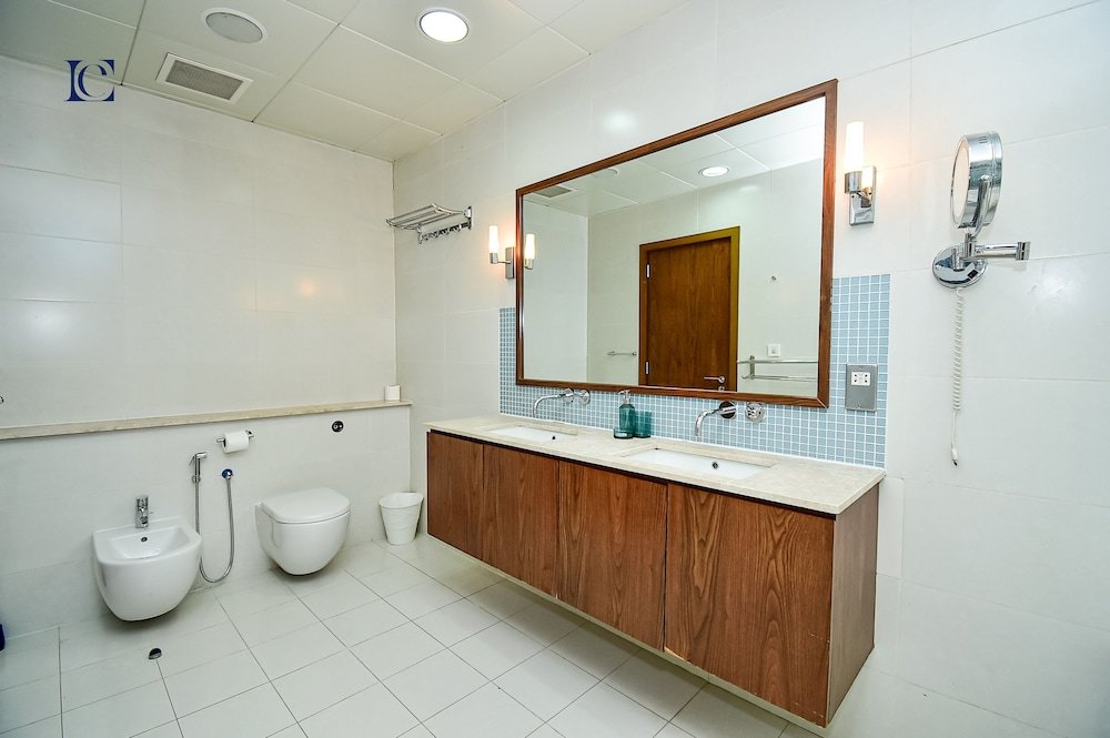 Дубай: Premium 3BR Partial Sea View OCEANA