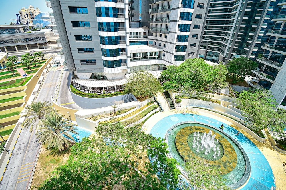 Дубай: Premium 3BR Partial Sea View OCEANA